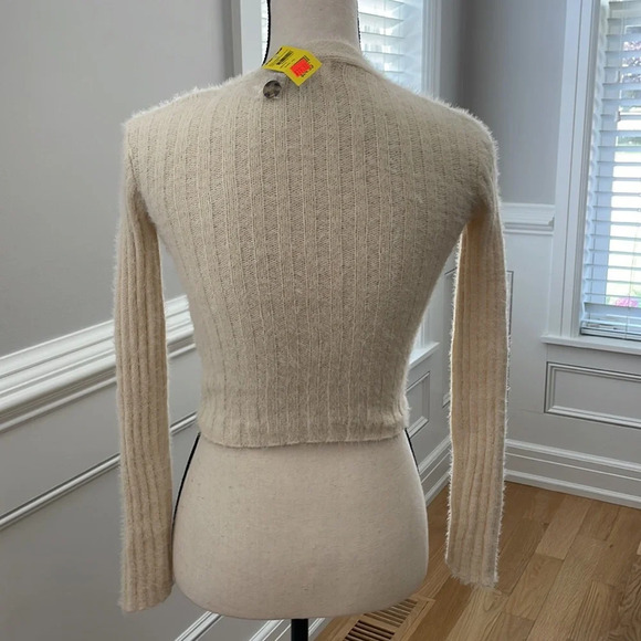 White Fawn (from Tilly’s) Cream Button Up Sweater - Picture 2 of 3
